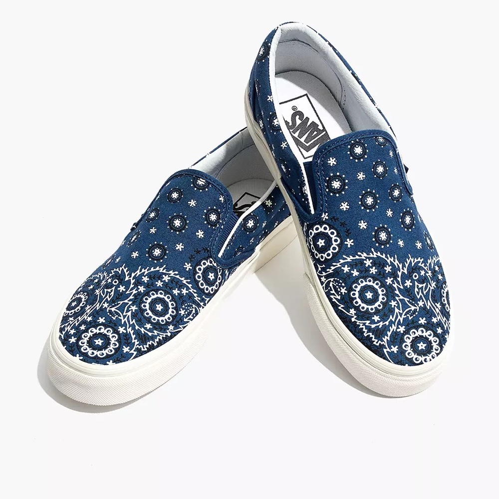Madewell x Vans® Unisex Classic Slip-On Sneakers in Bandana Print—Women’s 9.5